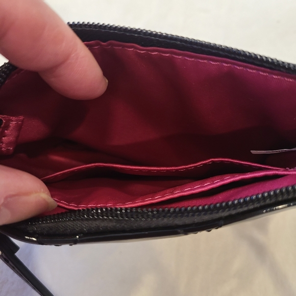 Coach super cute little wrislet quilted patent leather wallet - Picture 4 of 6